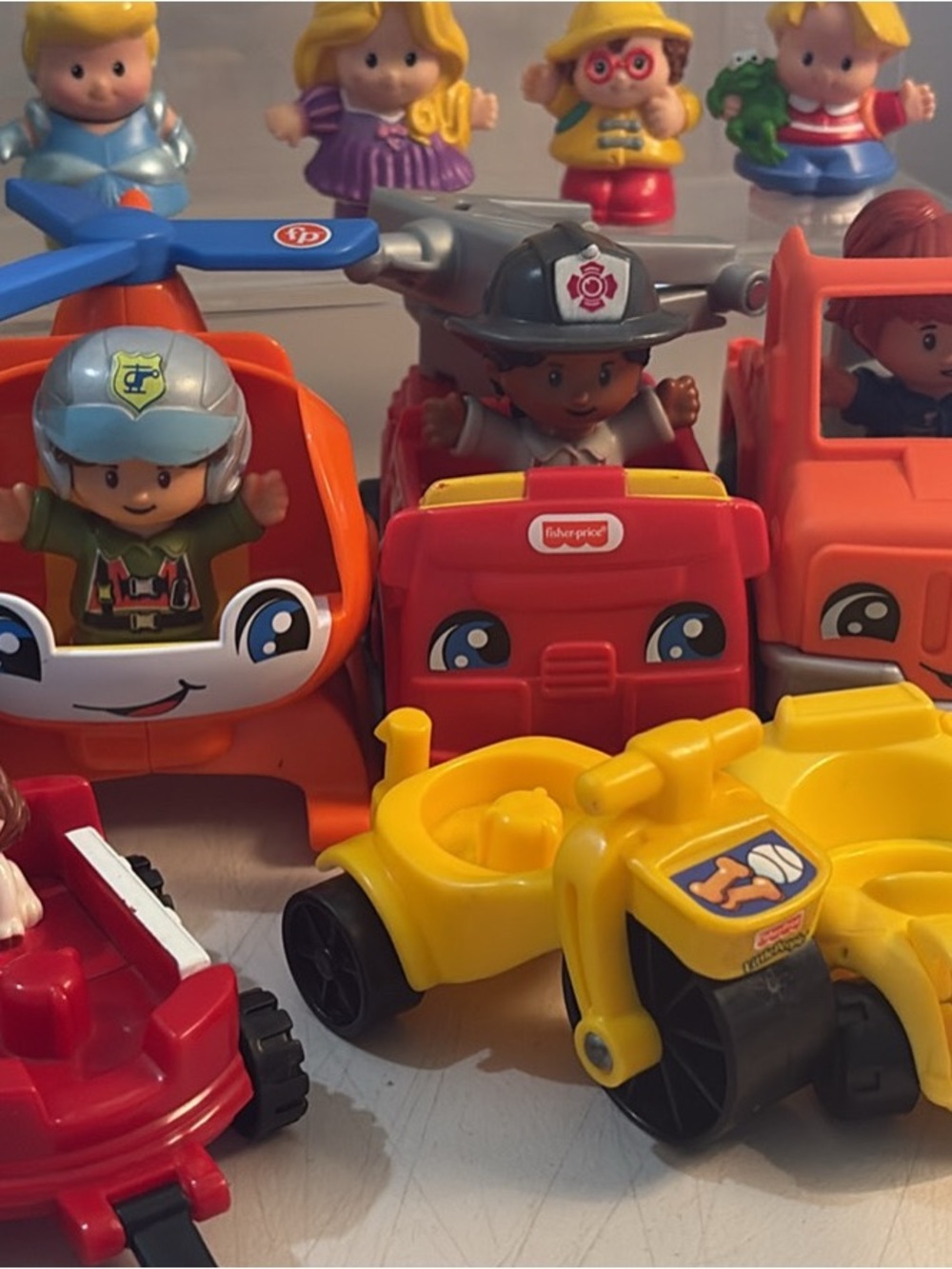 Fisher-Price little people and transportation vehicles lot of 28